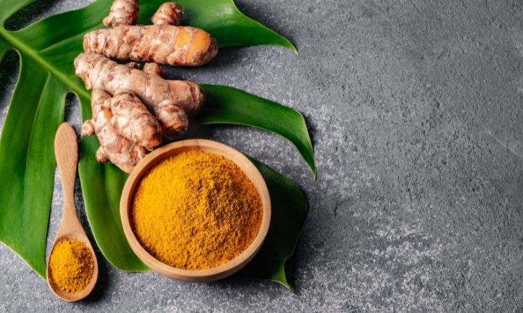 Uống trực tiếp tinh bột nghệ để điều trị hội chứng ruột kích thích